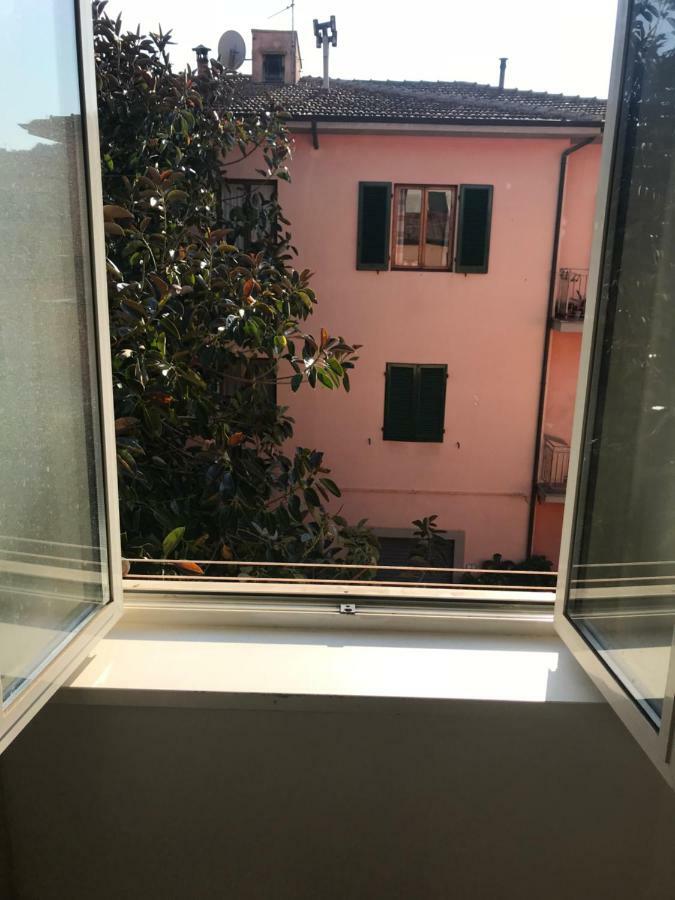Appartamento La Casa Di Chiara Порт-Аццурро Экстерьер фото